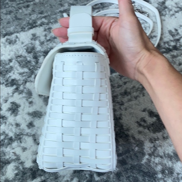 Zara White Woven Faux Leather Purse - Picture 3 of 8